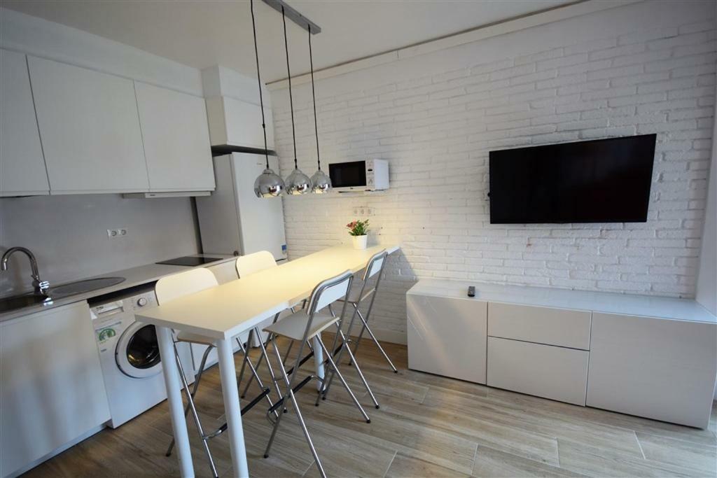 Apartamento Playa Mar Кастелдефелс Екстериор снимка